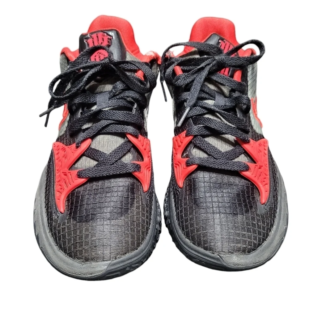 Nike Kyrie Low 4 Bred Black‎ University Red Sneakers Men's Size 8